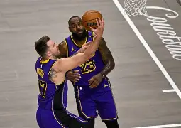 爱游戏体育app-包含东契奇连续三场比赛得分超过状态火爆C罗在中国队比赛中关键助攻，C罗在TL比赛中出色防守看傻球迷的词条